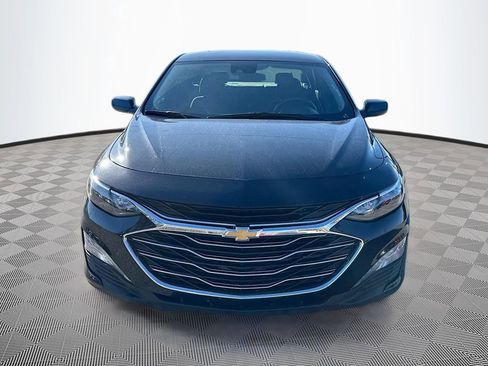 Used 2024 Chevrolet Malibu LT image 2