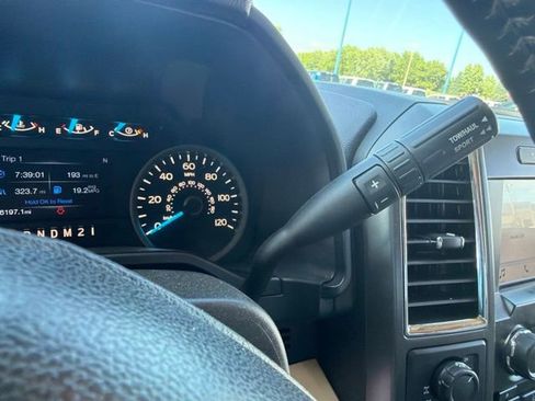Used 2016 Ford F150 XLT w/ Equipment Group 302A Luxury AWD/4WD image 26
