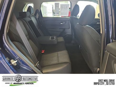 Used 2026 Nissan Rogue SV AWD/4WD image 34