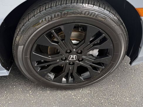 Used 2025 Honda Odyssey Sport-L image 12
