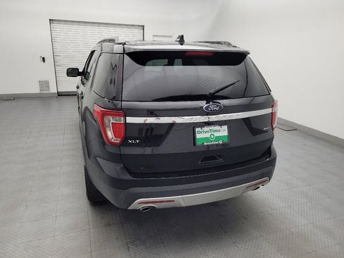 Used 2016 Ford Explorer XLT w/ Equipment Group 201A AWD/4WD image 6