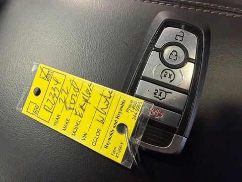 Used 2022 Ford Explorer XLT w/ Equipment Group 202A AWD/4WD image 49
