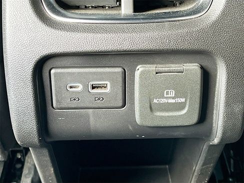 Used 2022 Chevrolet Blazer RS image 25