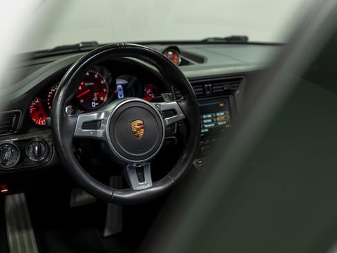 Used 2016 Porsche 911 Turbo image 80