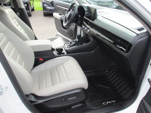 Certified 2024 Honda CR-V EX-L image 16