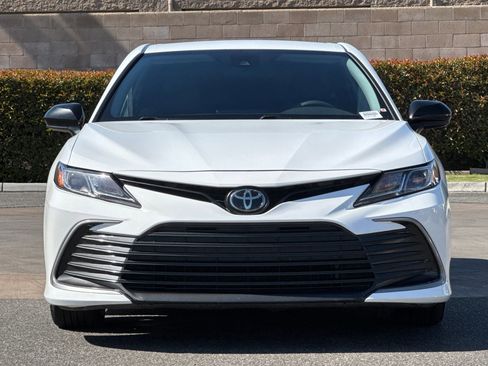 Used 2023 Toyota Camry LE FWD image 9