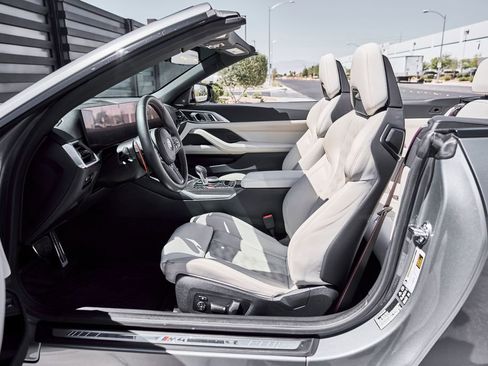 Used 2024 BMW M4 xDrive Competition w/ M Carbon Exterior Package AWD/4WD image 33