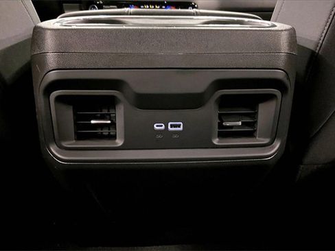 Used 2024 Chevrolet Silverado 1500 LT Trail Boss w/ Convenience Package II image 30