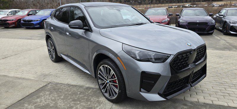 New 2026 BMW X2 xDrive28i w/ Technology Package AWD/4WD image 3