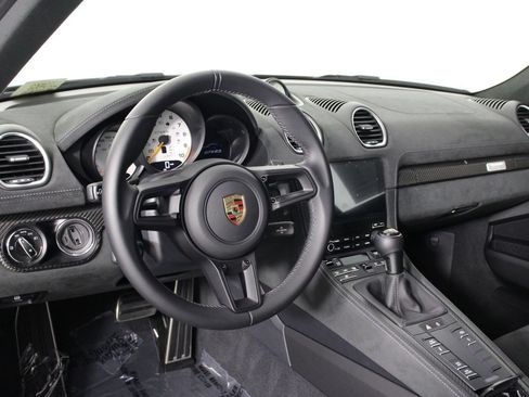 Certified 2025 Porsche 718 Cayman GT4 RS RWD image 4