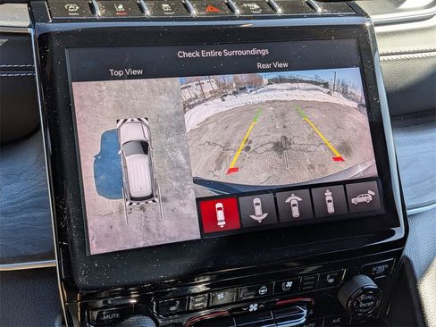 Certified 2024 Jeep Grand Cherokee Limited w/ Luxury Tech Group II image 19