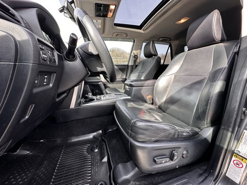 Used 2017 Toyota 4Runner Limited image 7
