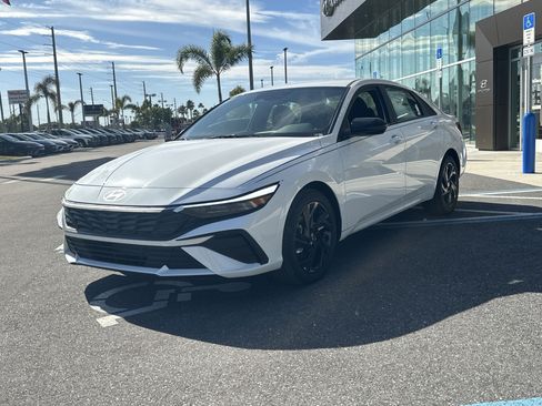 New 2026 Hyundai Elantra Sport FWD image 2