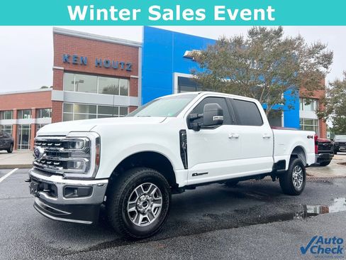 Used 2024 Ford F250 Lariat image 1