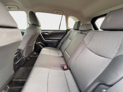 Used 2024 Toyota RAV4 XLE AWD/4WD image 15