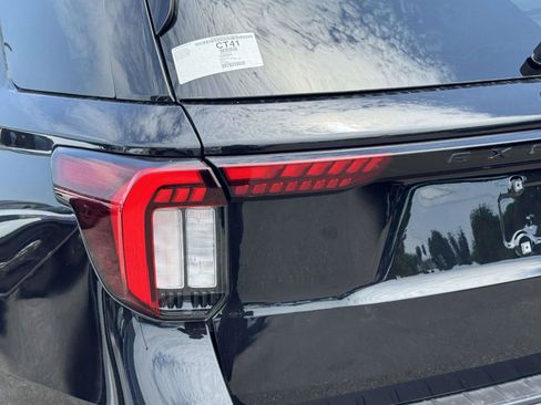 New 2026 Ford Explorer ST-Line AWD/4WD image 9