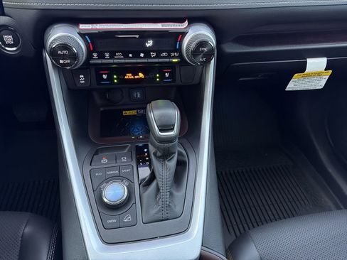 Used 2025 Toyota RAV4 Limited w/ Advanced Technology Package image 19