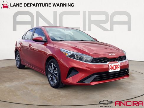 Used 2024 Kia Forte LXS FWD image 1