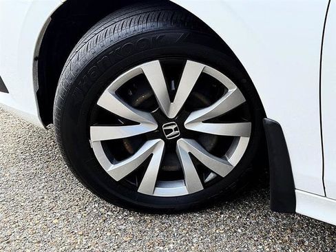 Used 2024 Honda Civic LX image 40