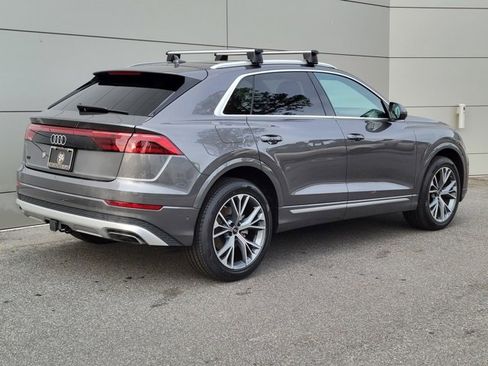 Used 2025 Audi Q8 Premium w/ Convenience Package image 4
