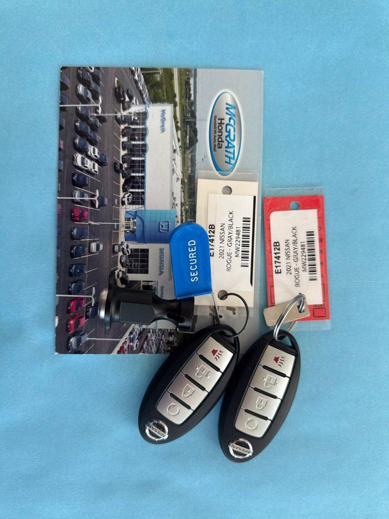 Used 2021 Nissan Rogue SV AWD/4WD image 4