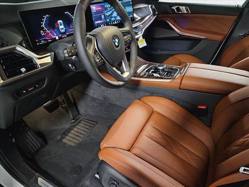 New 2026 BMW X5 sDrive40i w/ Climate Comfort Package image 9