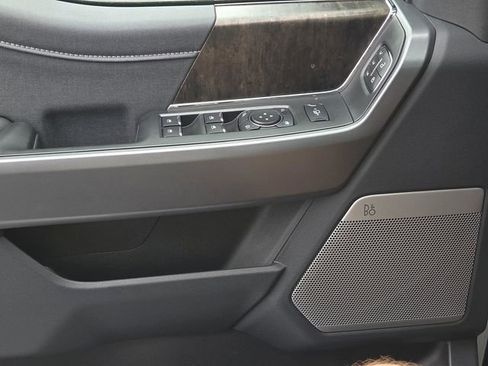 New 2025 Ford F250 Lariat w/ FX4 Off-Road Package image 28