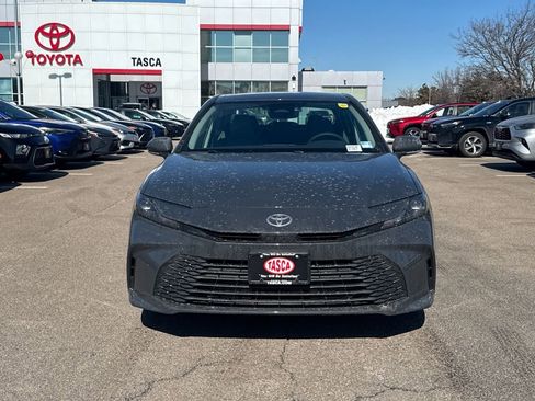 New 2026 Toyota Camry Hybrid image 2