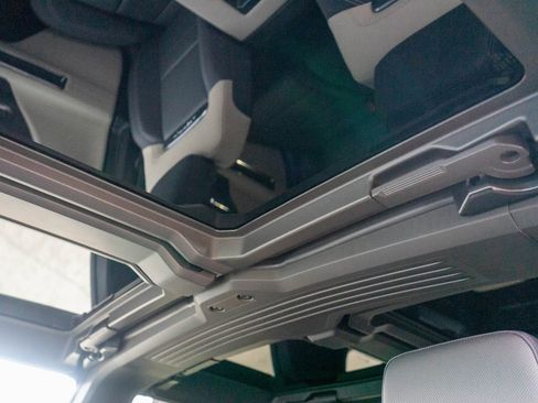 New 2026 GMC Hummer EV SUV image 12