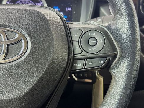 Used 2022 Toyota Corolla LE image 27