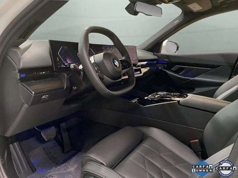 Used 2025 BMW 530i xDrive image 63