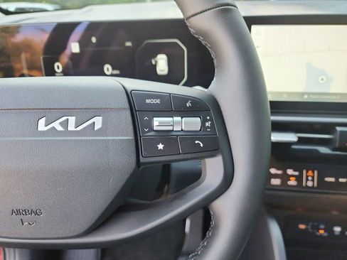 New 2026 Kia Sportage SX FWD image 26