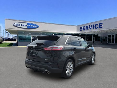 Used 2021 Ford Edge Titanium AWD/4WD image 8