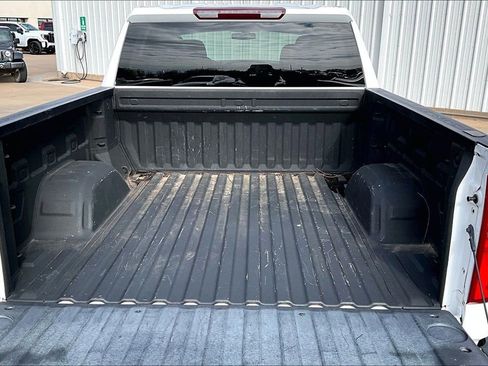 Used 2022 Chevrolet Silverado 1500 LT Trail Boss image 36