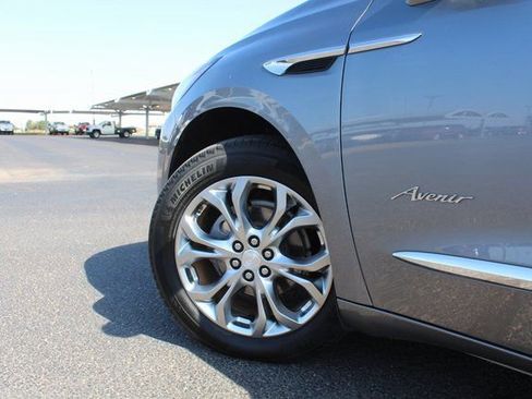 Used 2020 Buick Enclave Avenir w/ Avenir Technology Package image 15