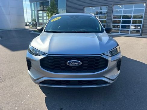 Certified 2023 Ford Escape ST-Line w/ Tech Pack #1 AWD/4WD image 2