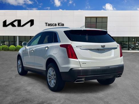 Used 2018 Cadillac XT5 AWD image 6
