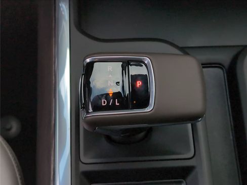 New 2026 GMC Sierra 1500 SLT w/ SLT Premium Package AWD/4WD image 20