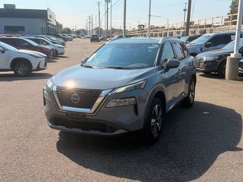 Used 2023 Nissan Rogue SL w/ SL Premium Package FWD image 1