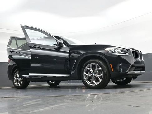 Used 2023 BMW X3 xDrive30i w/ Premium Package w/ZPA AWD/4WD image 46