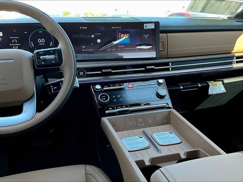 Used 2026 Hyundai Santa Fe Calligraphy image 25