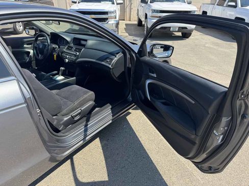 Used 2012 Honda Accord EX image 19