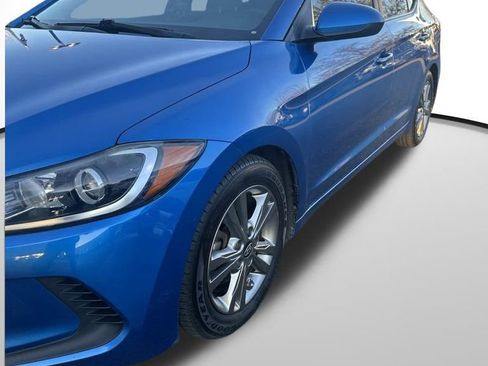 Used 2018 Hyundai Elantra SEL image 1