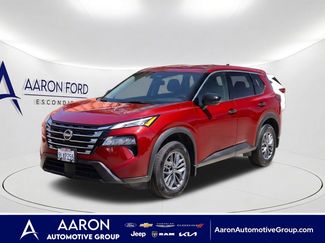Used 2024 Nissan Rogue S FWD video 1