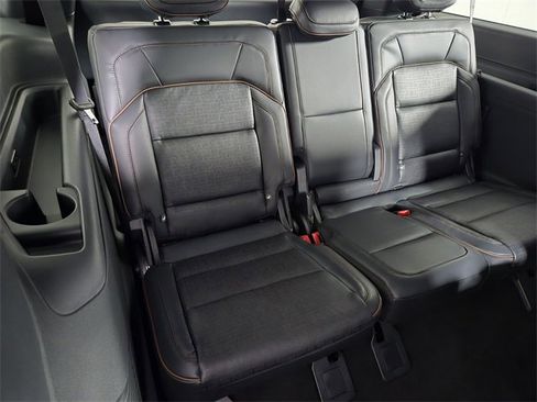 New 2026 Lincoln Navigator L Black Label image 19