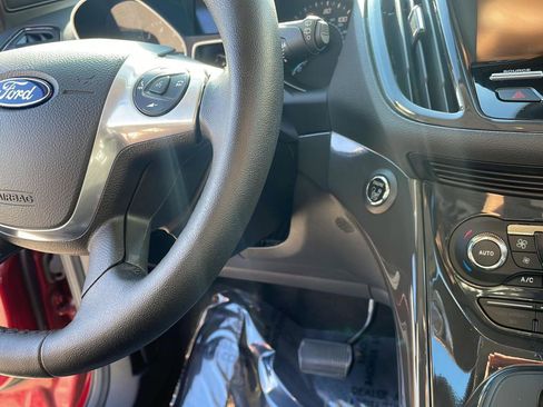 Used 2015 Ford Escape Titanium image 20