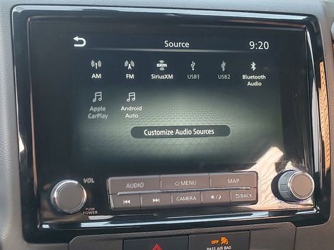 Used 2022 Nissan Frontier PRO-4X image 18