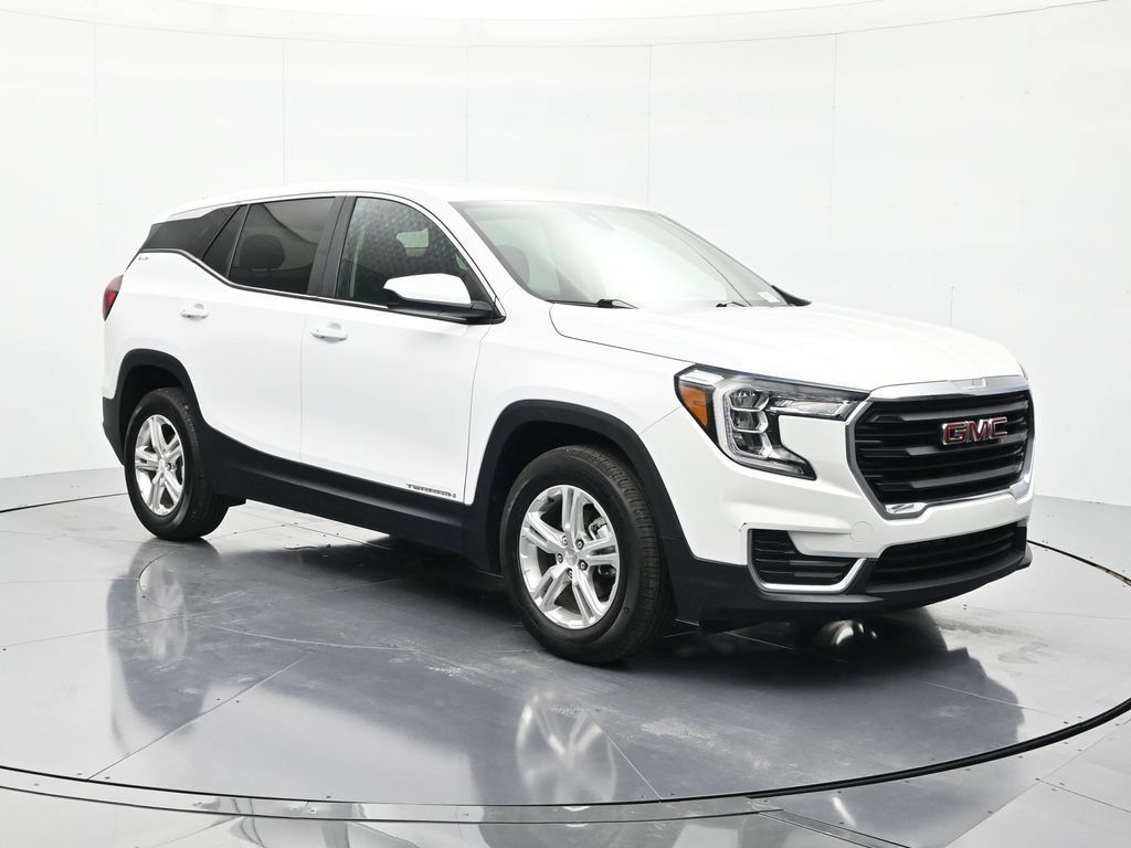 Used 2024 GMC Terrain SLE FWD image 3