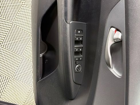 Used 2019 Kia Forte LXS FWD image 10