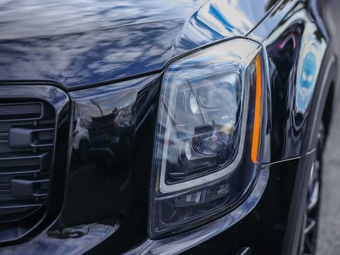 Used 2021 Kia Telluride EX w/ EX Premium Package image 13